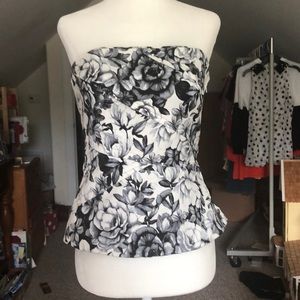 White House Black Market bustier size 4 EUC